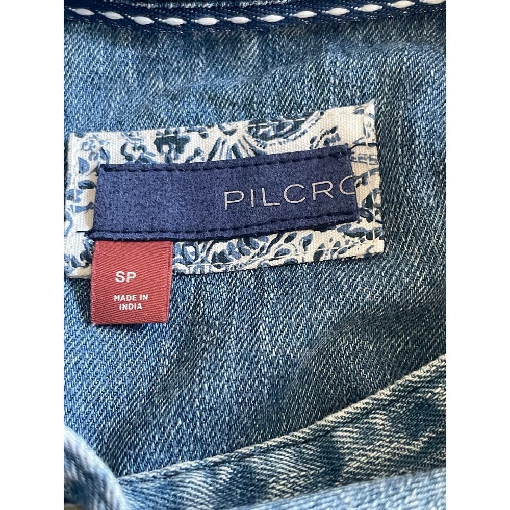 Pilcro Anthropologie Ruffle Buttondown Denim Raw Hem Ruffle Top Blouse S P $108 - Picture 3 of 8